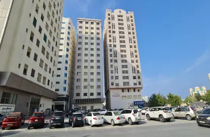 Apartment - 2 Bedrooms - 2 Bathrooms for rent in Sheikh Hamad Bin Abdullah St. - Fujairah