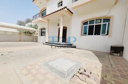 Villa - 3 Bedrooms - 3 Bathrooms for rent in Al Niyadat - Central District - Al Ain
