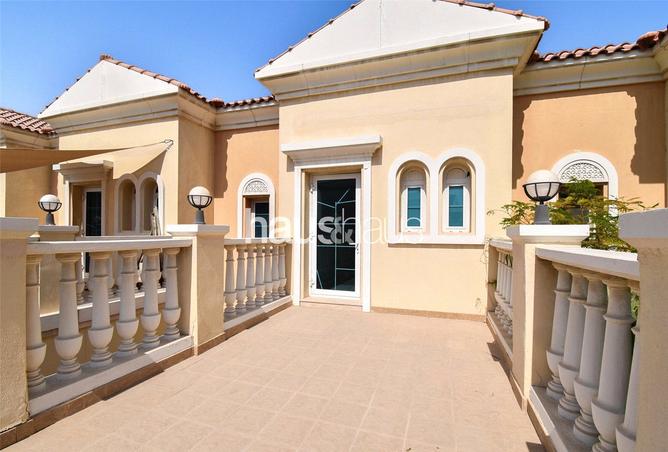 Townhouse - 1 Bedroom - 2 Bathrooms for sale in Mediterranean Townhouse - Jumeirah Village Triangle - Dubai
