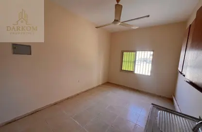 شقة - غرفة نوم - 1 حمام للايجار في 3 المويهات - المويهات - عجمان شقة - غرفة نوم - 1 حمام للايجار في 3 المويهات - المويهات - عجمان