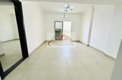 Apartment - 1 Bedroom - 2 Bathrooms for rent in Muwaileh 29 Building - Muwaileh - Sharjah