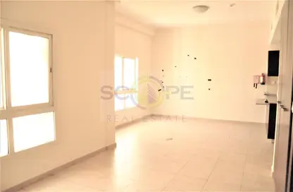 Apartment - 1 Bathroom for rent in Al Thamam 47 - Al Thamam - Remraam - Dubai