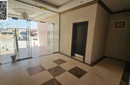 عمارة بالكامل - استوديو - 8 حمامات للبيع في الجرف الصناعية 2 - الجرف الصناعية - عجمان