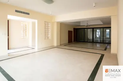 Villa - 4 Bedrooms - 5 Bathrooms for rent in Hadbat Al Zafranah - Muroor Area - Abu Dhabi