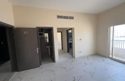 Apartment - 1 Bedroom - 2 Bathrooms for rent in Al Jurf 3 - Al Jurf - Ajman Downtown - Ajman