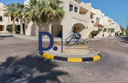 Villa - 4 Bedrooms - 6 Bathrooms for rent in Khalidiya Village - Al Khalidiya - Abu Dhabi