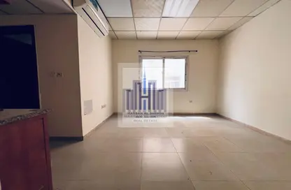 Apartment - Studio - 1 Bathroom for rent in Fire Station Road - Muwaileh - Sharjah