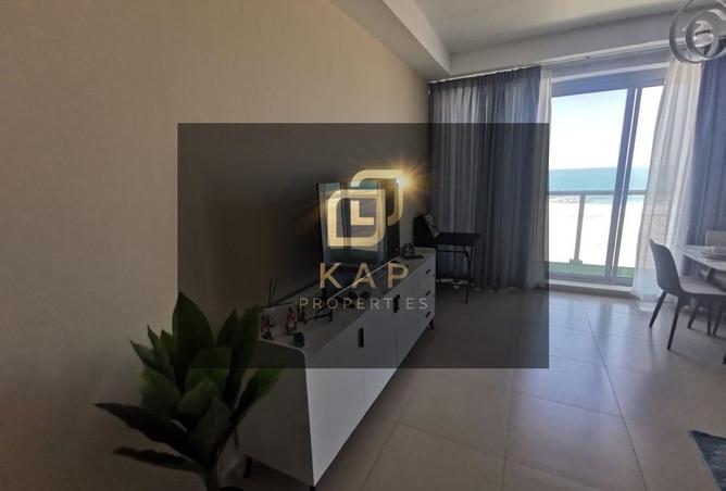 16042300 - Property Image 3