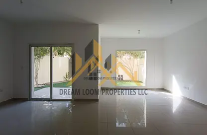 Villa - 4 Bedrooms - 5 Bathrooms for sale in Al Reef Villas - Al Reef - Abu Dhabi