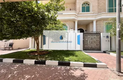 Villa - 6 Bedrooms - 7 Bathrooms for rent in Al Karamah - Abu Dhabi