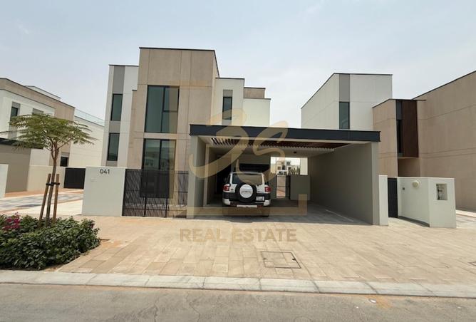 14177520 - Property Image 2