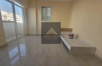 شقة - غرفة نوم - 2 حمامات للايجار في سراب 2 - الجادة - الشارقة