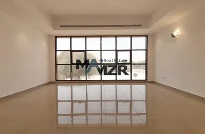 فيلا - 5 غرف نوم - 6 حمامات للايجار في شارع السعادة - المشرف - أبوظبي
