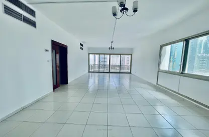 شقة - 3 غرف نوم - 3 حمامات للايجار في ابراج الرستماني - شارع الشيخ زايد - دبي
