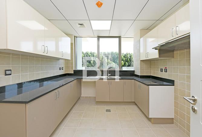 14803498 - Property Image 3