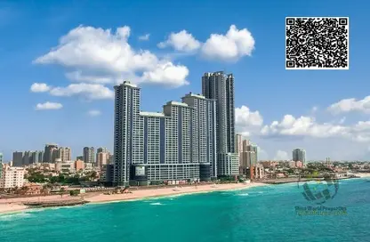Apartment - 3 Bedrooms - 4 Bathrooms for sale in Ajman Corniche Residences - Ajman Corniche Road - Ajman