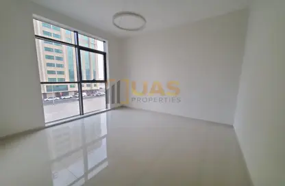 شقة - غرفة نوم - 2 حمامات للايجار في برج زيزي - البرشاء 1 - البرشاء - دبي
