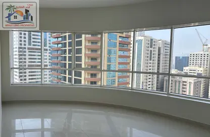 Apartment - 3 Bedrooms - 3 Bathrooms for rent in Al Khan Lagoon Tower - Al Khan Lagoon - Al Khan - Sharjah