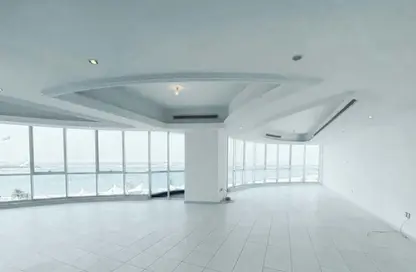 Duplex - 3 Bedrooms - 4 Bathrooms for rent in Bel Ghailam Tower - Corniche Road - Abu Dhabi