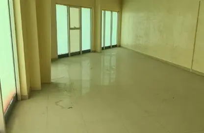 Warehouse - Studio - 2 Bathrooms for rent in Industrial Building 13 - Industrial Area 13 - Sharjah Industrial Area - Sharjah