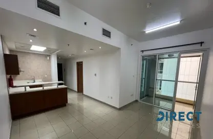 Apartment - 1 Bedroom - 2 Bathrooms for rent in Sulafa Tower - Dubai Marina - Dubai