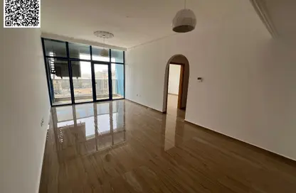 Apartment - 1 Bedroom - 2 Bathrooms for rent in Gate Tower 1 - Musheiref - Ajman