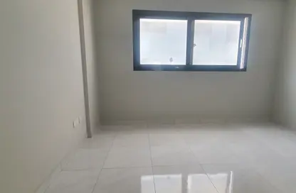 Apartment - 1 Bedroom - 2 Bathrooms for rent in Muwaileh Commercial - Sharjah