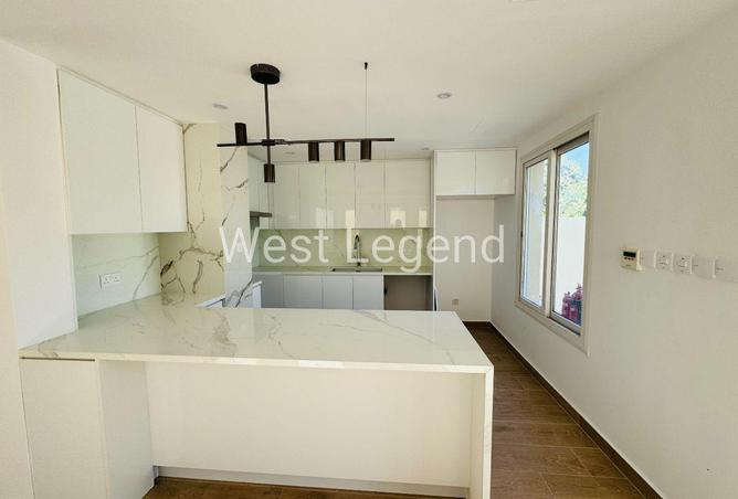 16067001 - Property Image 2