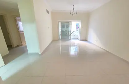 شقة - غرفة نوم - 2 حمامات للايجار في بناية مويليح 29 - مويلح - الشارقة