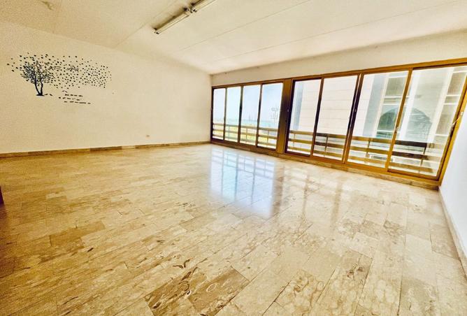 15896037 - صورة العقار 2