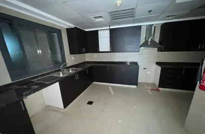 Apartment - 1 Bedroom - 2 Bathrooms for rent in Al Khan - Sharjah
