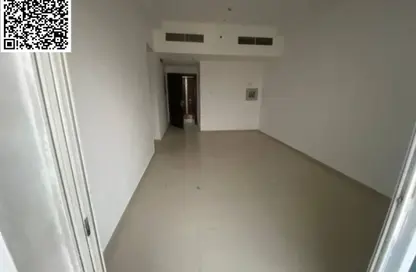 Apartment - 2 Bedrooms - 2 Bathrooms for rent in Ajman Creek Towers - Al Rashidiya 1 - Al Rashidiya - Ajman