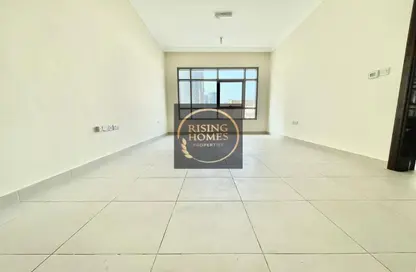 Empty Room image for: Apartment - 1 Bedroom - 1 Bathroom for rent in Hazaa Bin Zayed the First Street - Al Nahyan Camp - Abu Dhabi, Image 1