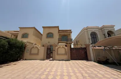 فيلا - 5 غرف نوم - 7 حمامات للايجار في فلل الروضة 2 - 2  الروضة - الروضة - عجمان