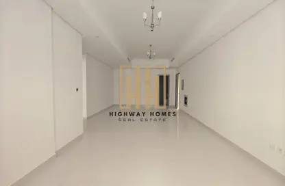 مكتب - استوديو - 2 حمامات للايجار في بناية مويليح 29 - مويلح - الشارقة