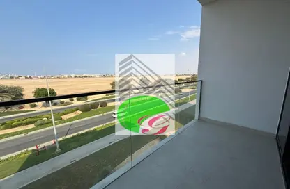 شقة - 2 غرف نوم - 3 حمامات للبيع في مجمع الجولف - الزورا - عجمان