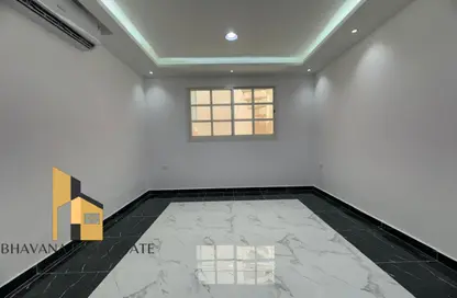 Apartment - Studio - 1 Bathroom for rent in Khalifa City A Villas - Khalifa City A - Khalifa City - Abu Dhabi