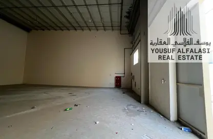 Warehouse - Studio for rent in Umm Al Thuoob - Umm Al Quwain