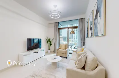 Living Room image for: Apartment - 2 Bedrooms - 2 Bathrooms for rent in Burj Crown - Downtown Dubai - Dubai, Image 1