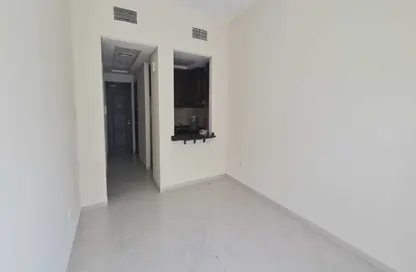 شقة - 1 حمام للبيع في ميد 64 - طراز البحر المتوسط - ديسكفري جاردنز - دبي