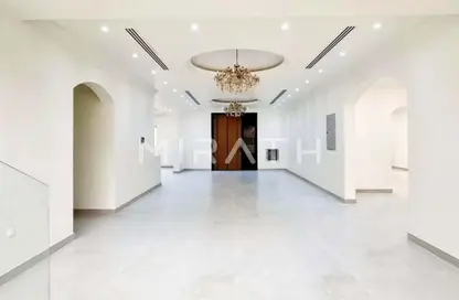 Villa - 5 Bedrooms - 6 Bathrooms for rent in Al Barsha South 2 - Al Barsha South - Al Barsha - Dubai