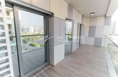 Apartment - 3 Bedrooms - 3 Bathrooms for sale in Al Raha Lofts - Al Raha Beach - Abu Dhabi