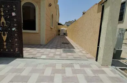 فيلا - 5 غرف نوم - 7 حمامات للبيع في الحليو 2 - الحليو - عجمان