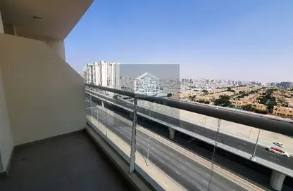 شقة - 1 حمام للايجار في عزيزي بلازا - الفرجان - دبي