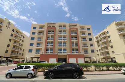 Apartment - 1 Bedroom - 1 Bathroom for sale in Mazaya 22 - Queue Point - Dubai Land - Dubai