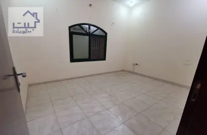 Empty Room image for: Villa - 5 Bedrooms - 5 Bathrooms for rent in Al Mowaihat 2 - Al Mowaihat - Ajman, Image 1
