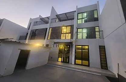 تاون هاوس - 5 غرف نوم - 6 حمامات للبيع في كاسابلانكا بوتيك فيلاز - العرعر شجر - داماك هيلز 2 - دبي