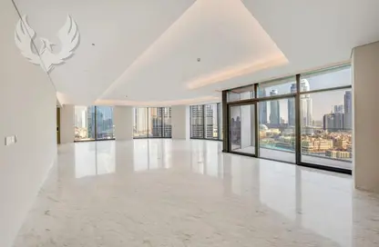 Apartment - 4 Bedrooms - 5 Bathrooms for rent in IL Primo - Opera District - Downtown Dubai - Dubai