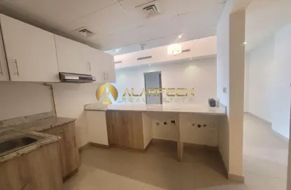 شقة - 2 غرف نوم - 3 حمامات للايجار في دون ريزيدنسي - ديستريكت 17 - قرية الجميرا سركل - دبي