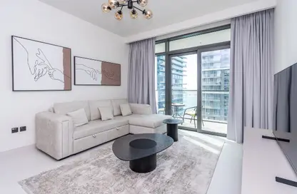 Apartment - 1 Bedroom - 1 Bathroom for rent in Marina Vista - EMAAR Beachfront - Dubai Harbour - Dubai